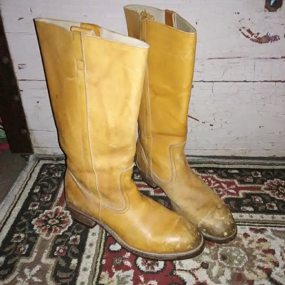 Shoes - Women 7.5 cowboy boots
